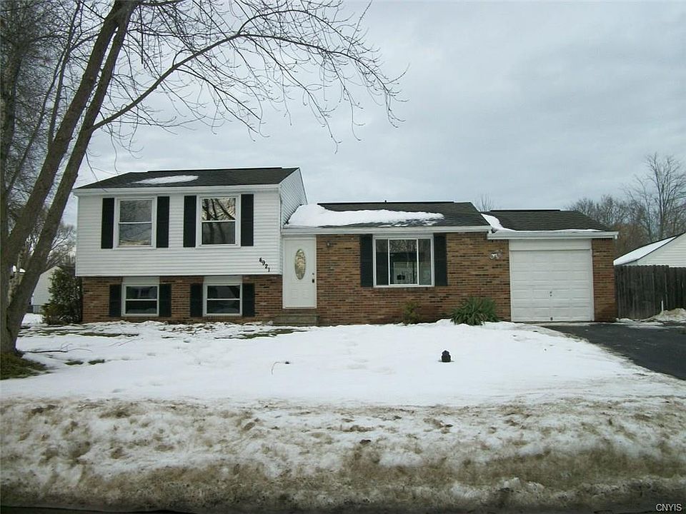 1st image of 4921 Dahlia Cir