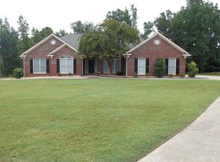 106 N Lexington Ct, Ellerslie, GA 31807