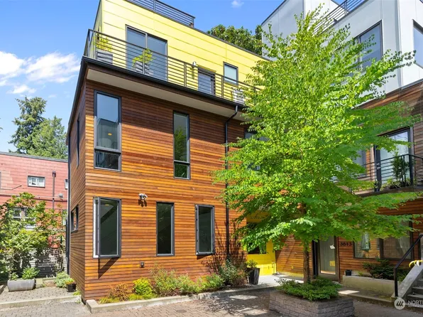 3811 Fremont Lane N, Seattle, WA 98103