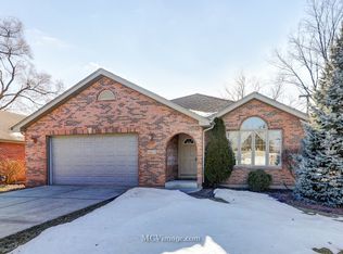 16812 Riverside Dr, Tinley Park, IL 60477
