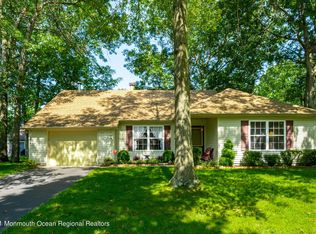 117 Morning Glory Ln, Whiting, NJ