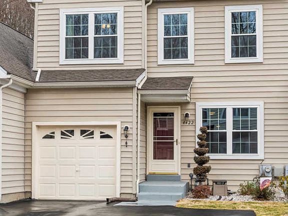 2nd image of 4422 Somerset Ln