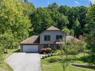 14 Whittlers Rdg, Pittsford, NY 14534