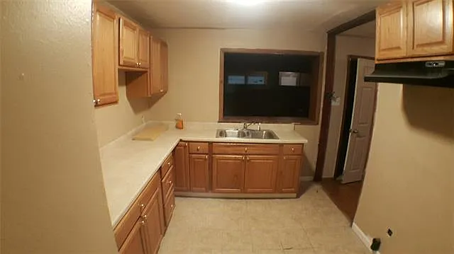 5540 Clayton Ct — Photo 9