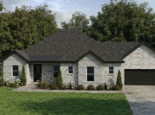 516 S Freedom Dr, Mustang, OK 73064