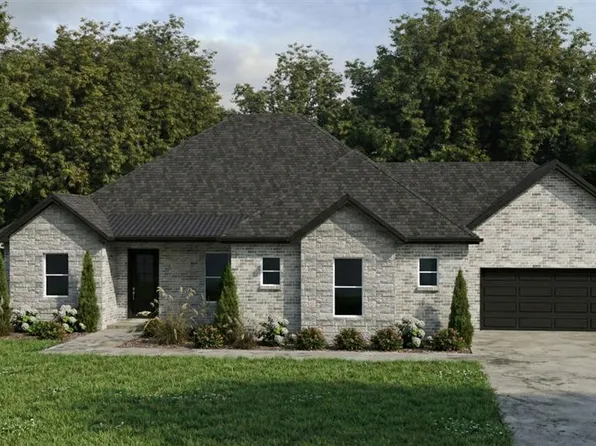 516 S Freedom Dr, Mustang, OK 73064