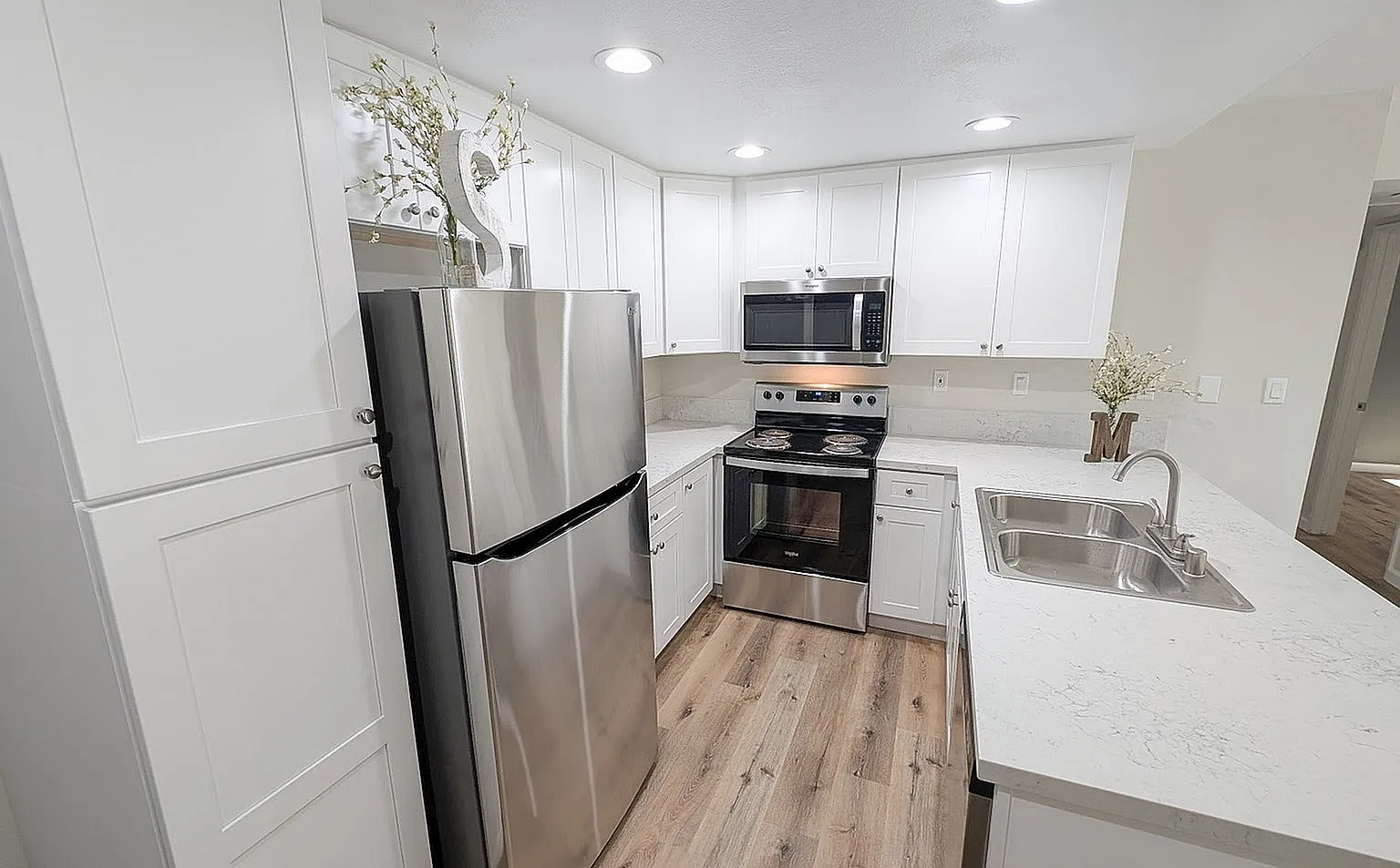 Cypress Terrace — Photo 2
