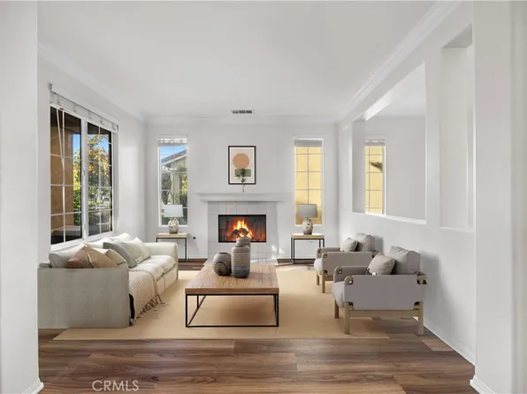 27626 Sunny Creek Dr, Valencia, CA 91354