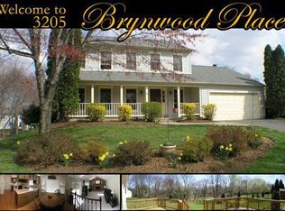 3205 Brynwood Pl, Herndon, VA 20171
