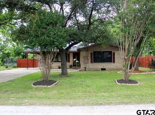 206 W Dewey St, Malakoff, TX 75148