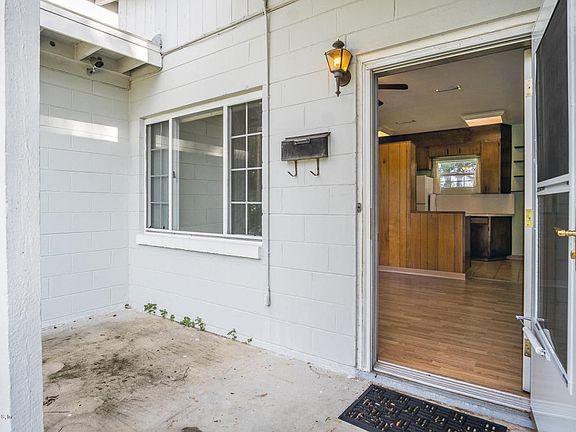2nd image of 5231 Pennant Dr