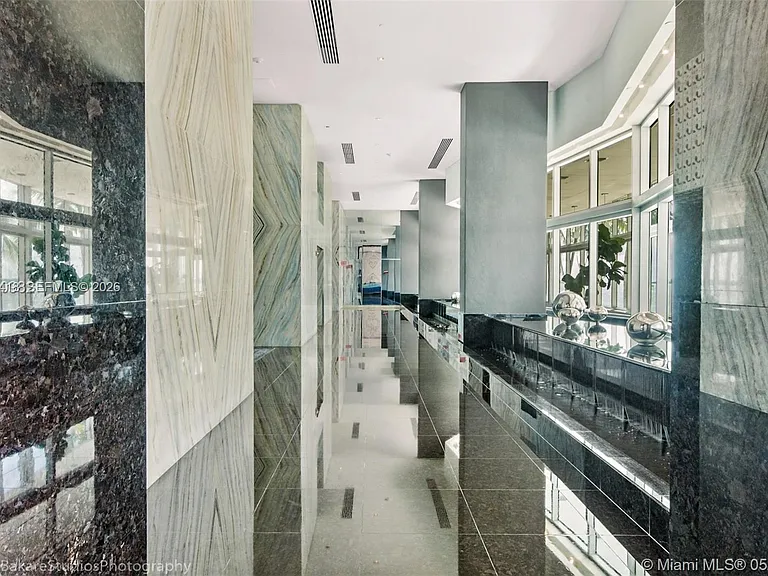 335 Biscayne Blvd #3808 — Photo 65