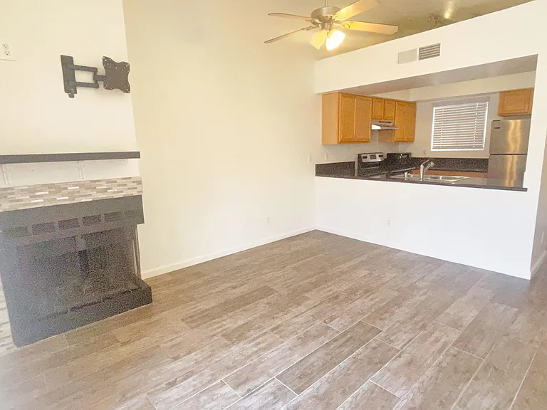 1065 W 1st St #204 — Photo 8