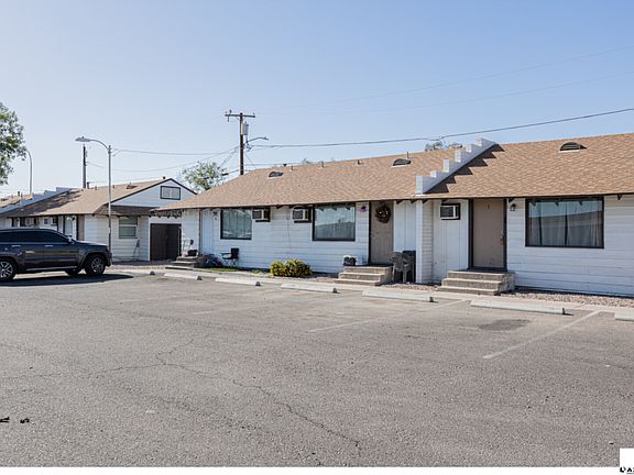 3rd image of 864 E Chandler Blvd APT 7