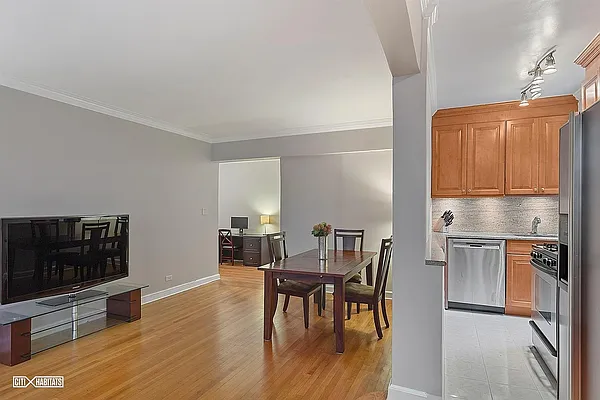 Sold by Citi Habitats | media 8