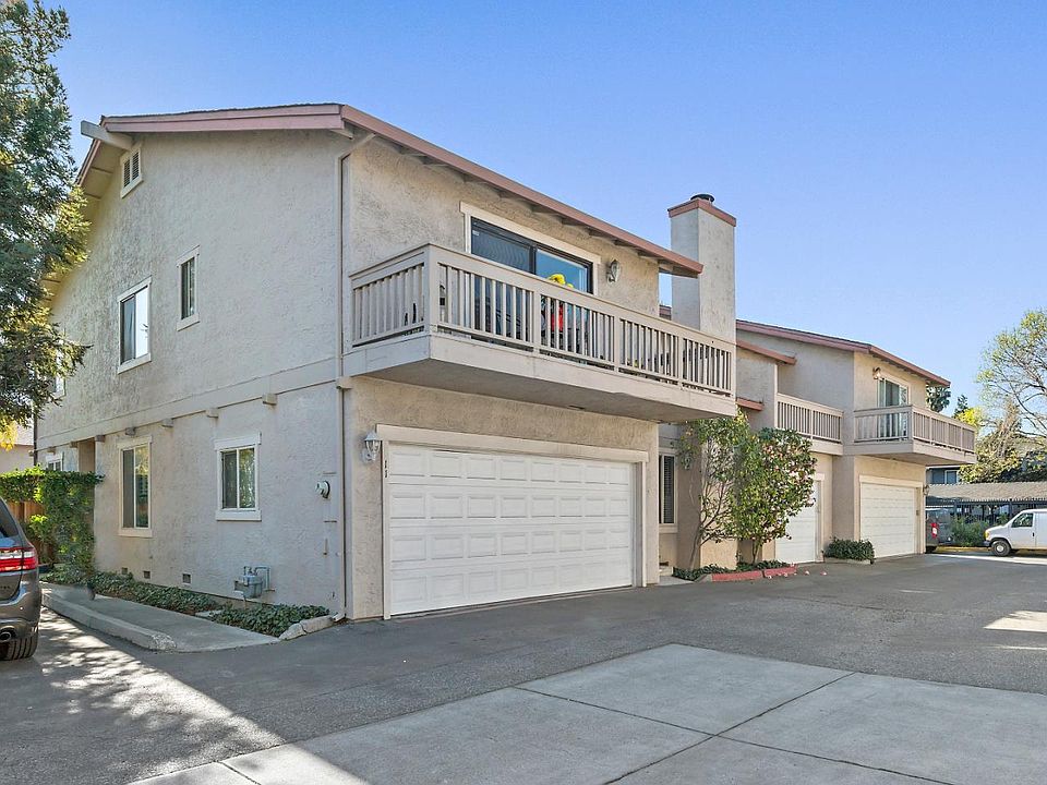 1st image of 130 Baroni Ave APT 11