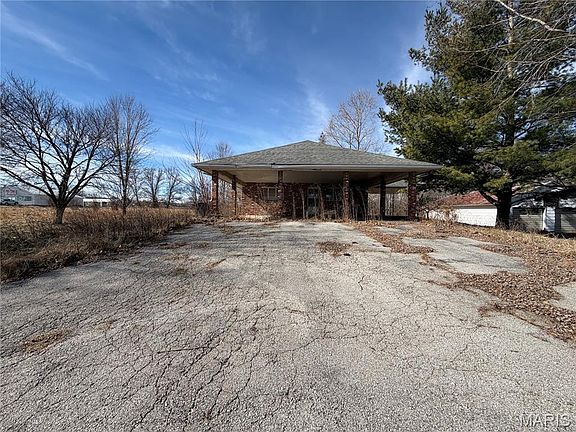 5th image of 12505 Old Highway 66