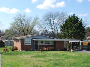 111 Harvey St, Maryville, TN 37804