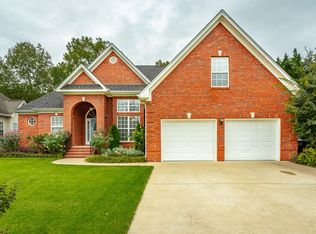 3021 Stage Run Dr, Hixson, TN 37343