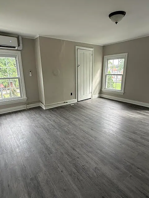 2 bed, 1000 sqft, $1,499 — Photo 4