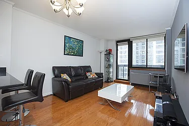 Rented by Olshan Realty