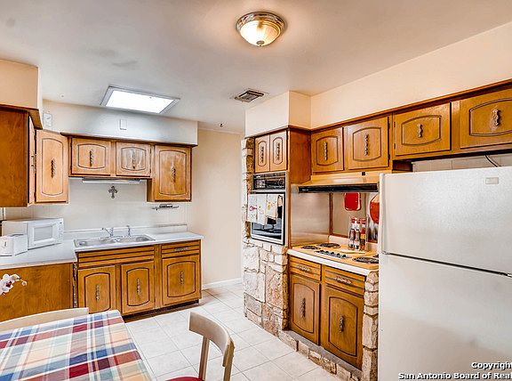 5th image of 2007 Arroya Vista Dr