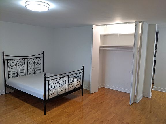5th image of 1516 Hinman Ave APT 606