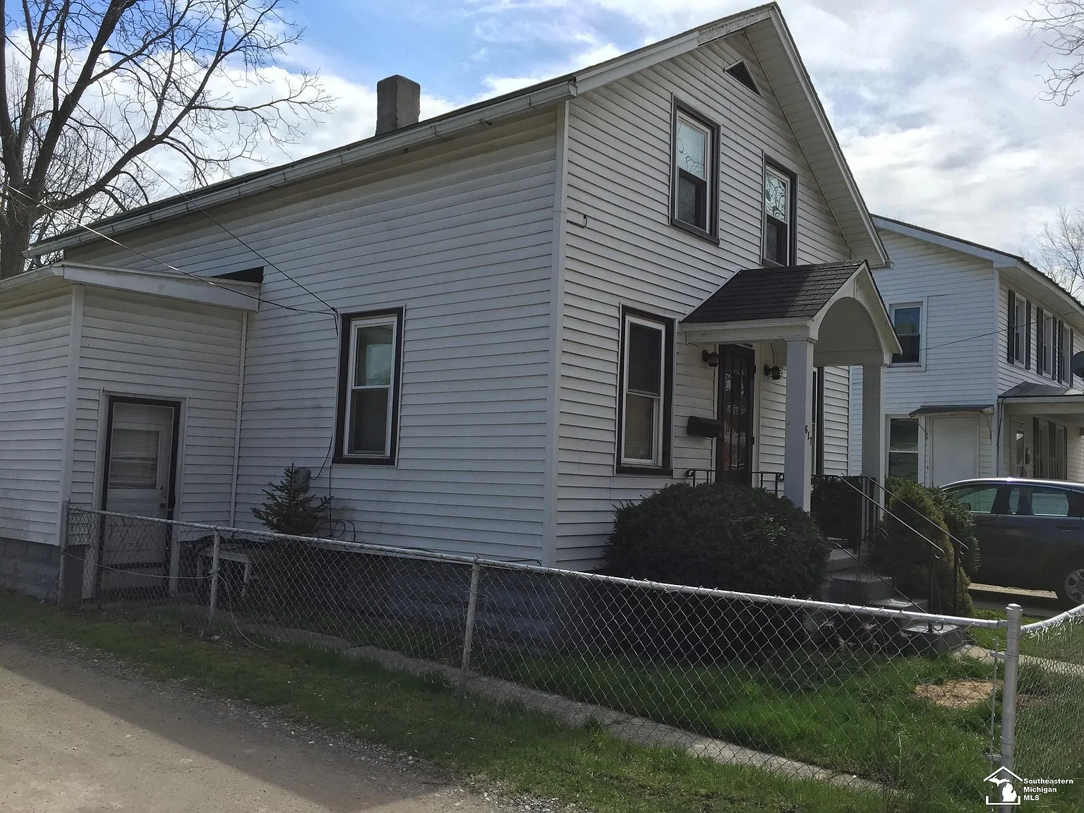617 Union St photo 1
