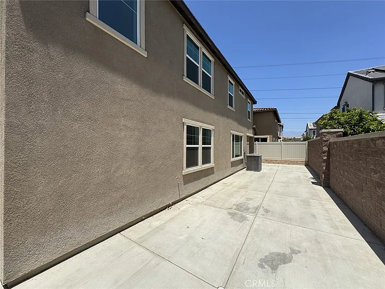 15993 Alamo Ct — Photo 26