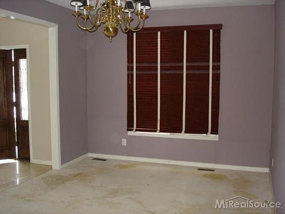 4th image of 6234 Branford Dr