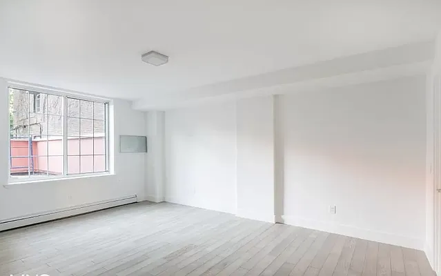 Rented by Corcoran | media 18