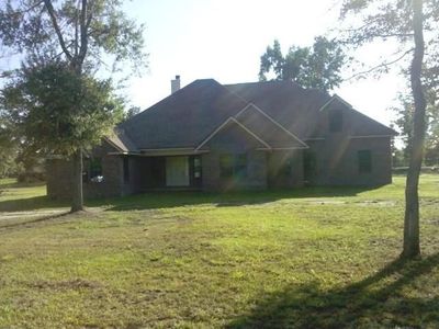 914 Thoroughbred Rd, Woodbine, GA, 31569