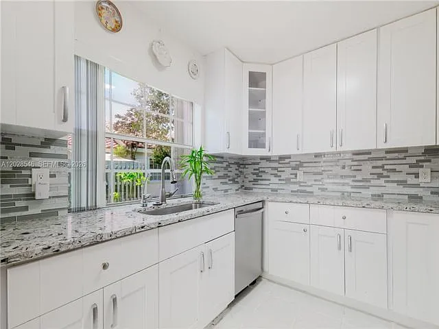1482 Springside Dr — Photo 10