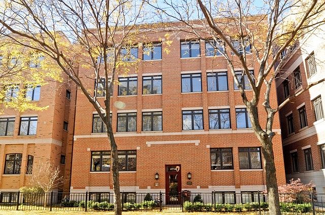 1st image of 2714 N Lehmann Ct APT 3N