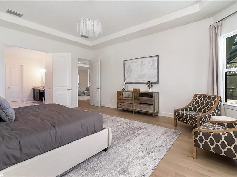 11110 Canal Grande Dr — Photo 13