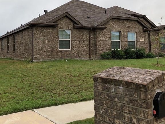 5th image of 1932 Newport Dr