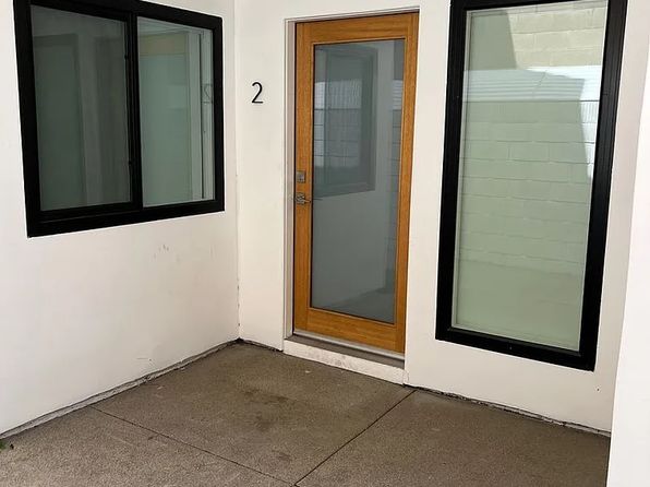 849 N Van Ness Ave #2