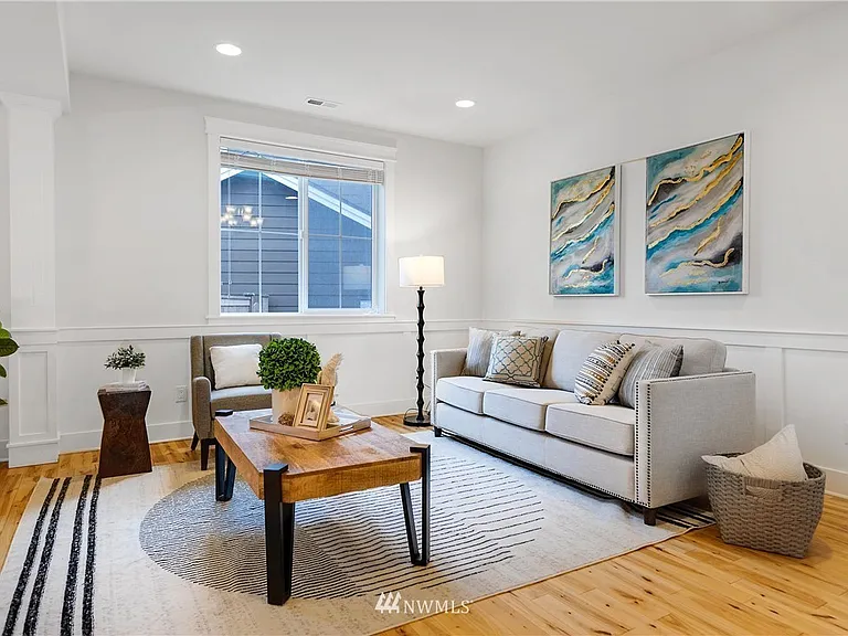 23372 SE 4th Pl — Photo 4