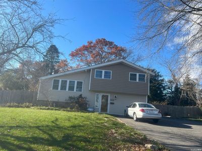 14 Cloverdale Drive, Oakdale, NY, 11769