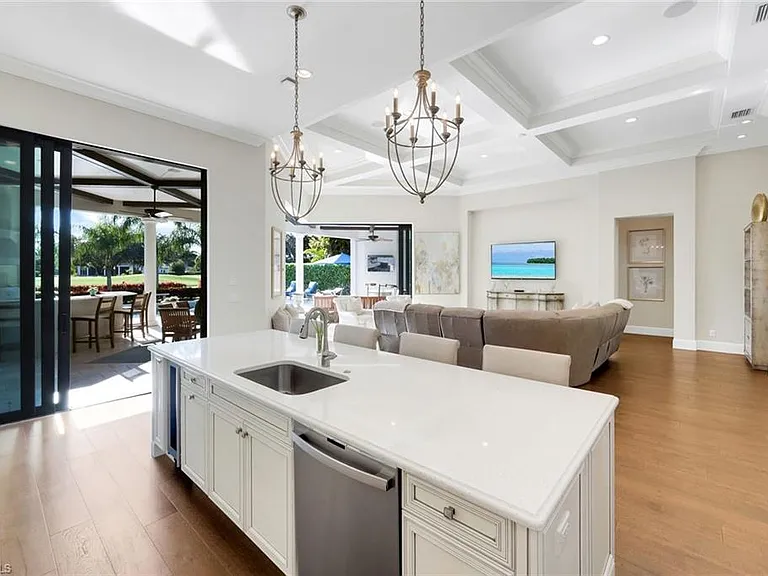 28864 Blaisdell Dr — Photo 11