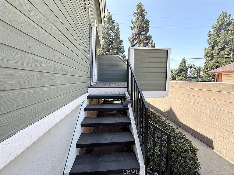 1163 W Badillo St #12 — Photo 8