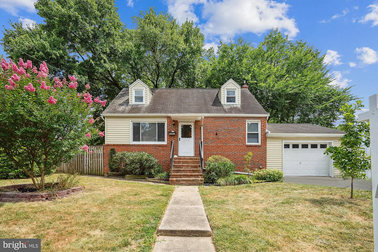 5007 Delaware St photo 1