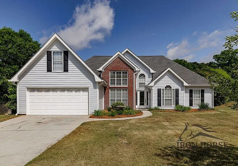 379 Beech Hollow Trl — Photo 1