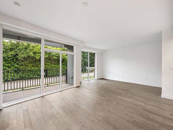 2nd image of 2888 Arbutus St #203