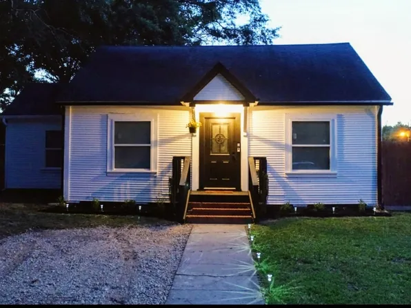 420 S 8th St, Silsbee, TX 77656
