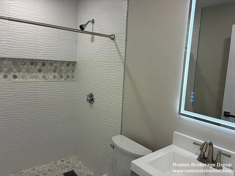 3 Sudan St #3 — Photo 6