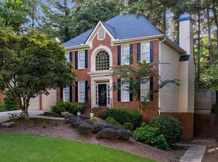 942 Hawkhorn Ct, Alpharetta, GA 30005
