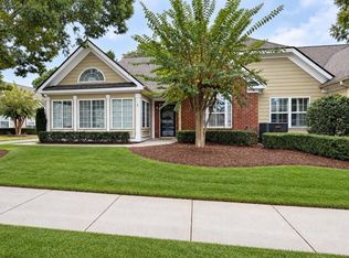2104 Sweet Apple Cir, Alpharetta, GA 30004