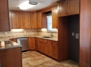 806 Hilltop Dr, Weatherford, TX 76086