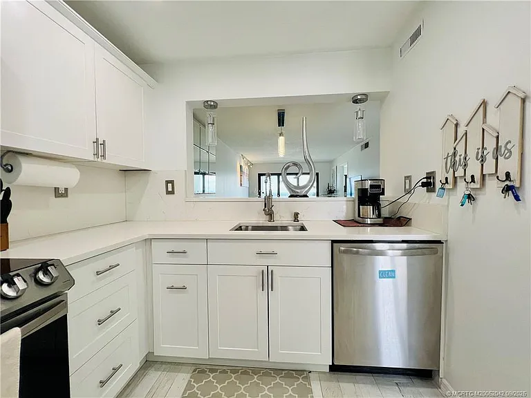 9400 S Ocean Dr #707 — Photo 7